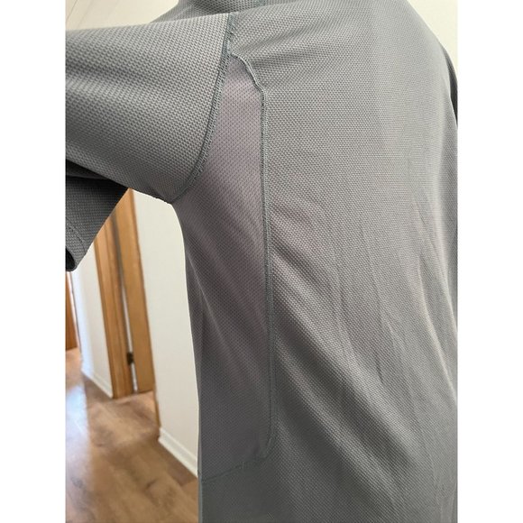 EUC Nike Fit Dry Crew Neck Work Out Training Performance - Picture 4 of 5